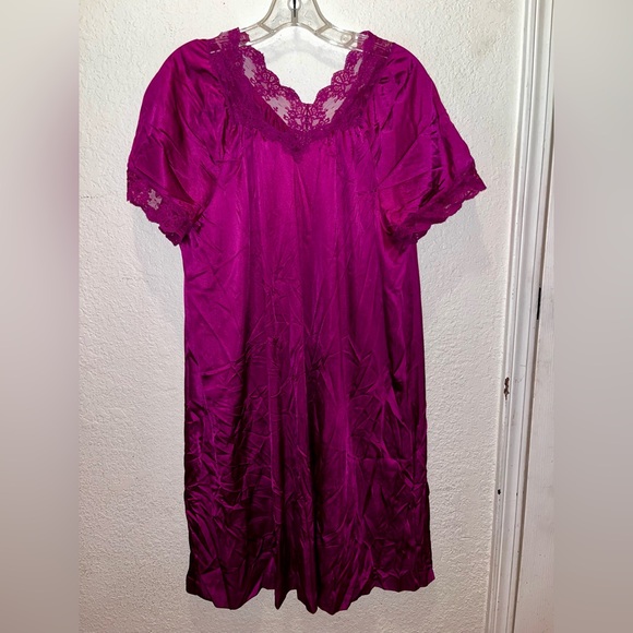 Vintage Purple Lace Nightgown Modest Romantic - Picture 2 of 4